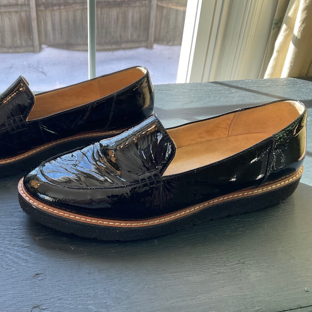Naturalizer Andie Black Patent Platform Loafer 12W